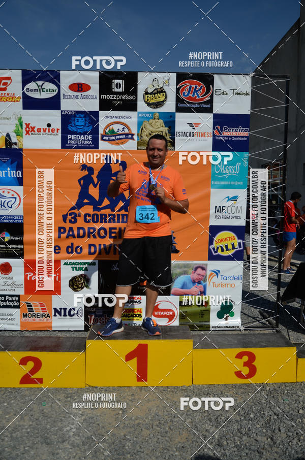 Buy your photos of the event3 Corrida da Padroeira e do Divino on Fotop