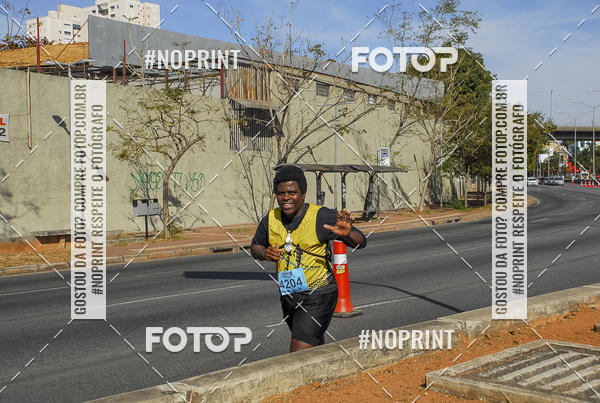 Buy your photos of the eventMaratona e Meia Maratona das Gerais on Fotop