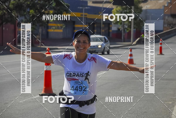 Buy your photos of the eventMaratona e Meia Maratona das Gerais on Fotop