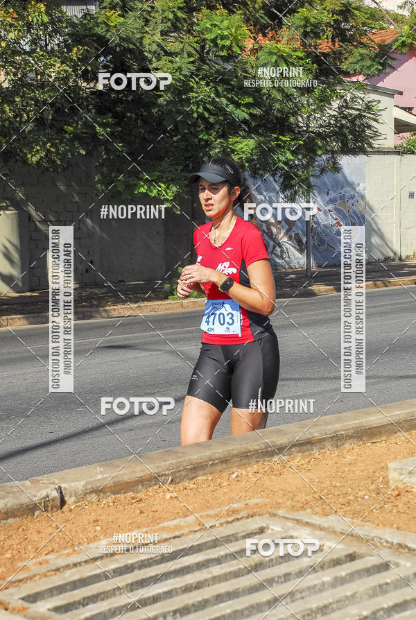 Buy your photos of the eventMaratona e Meia Maratona das Gerais on Fotop