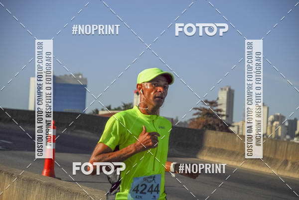 Buy your photos of the eventMaratona e Meia Maratona das Gerais on Fotop