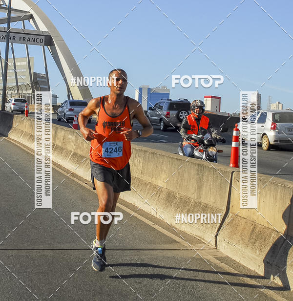 Buy your photos of the eventMaratona e Meia Maratona das Gerais on Fotop