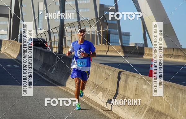 Buy your photos of the eventMaratona e Meia Maratona das Gerais on Fotop
