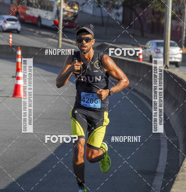 Buy your photos of the eventMaratona e Meia Maratona das Gerais on Fotop