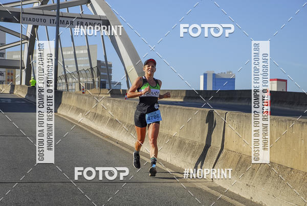 Buy your photos of the eventMaratona e Meia Maratona das Gerais on Fotop