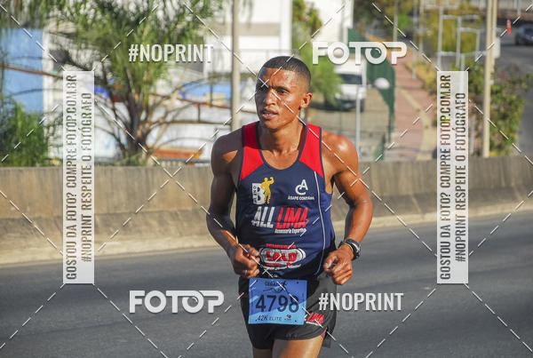 Buy your photos of the eventMaratona e Meia Maratona das Gerais on Fotop