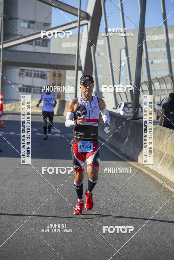 Buy your photos of the eventMaratona e Meia Maratona das Gerais on Fotop