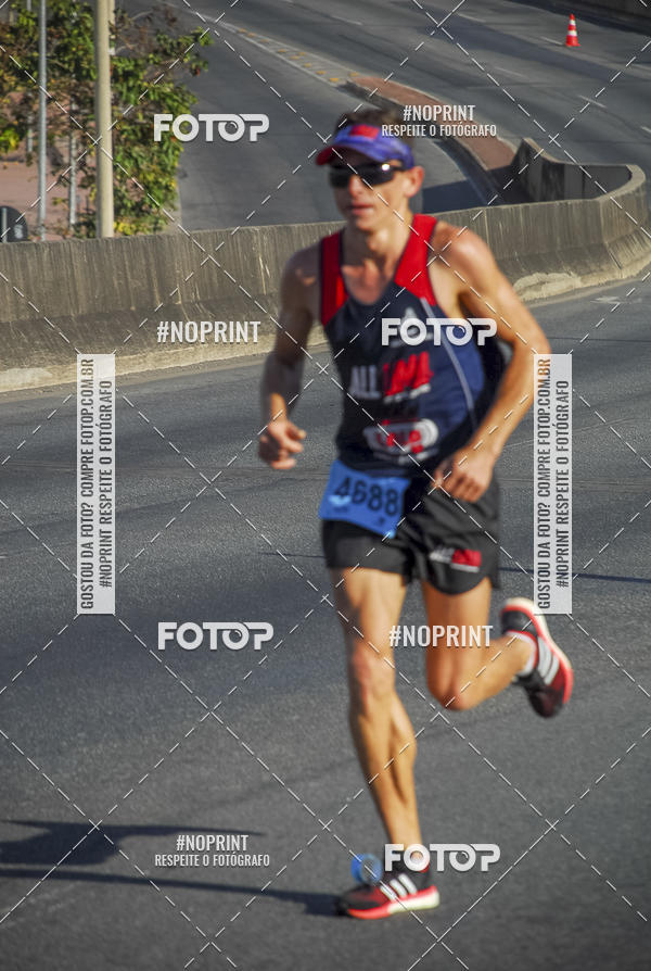 Buy your photos of the eventMaratona e Meia Maratona das Gerais on Fotop