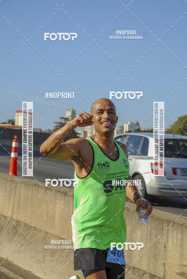 Buy your photos of the eventMaratona e Meia Maratona das Gerais on Fotop