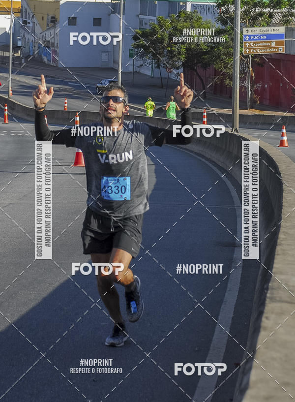 Buy your photos of the eventMaratona e Meia Maratona das Gerais on Fotop