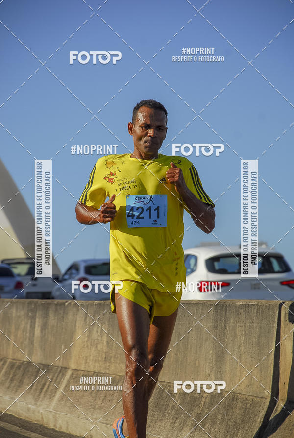 Buy your photos of the eventMaratona e Meia Maratona das Gerais on Fotop