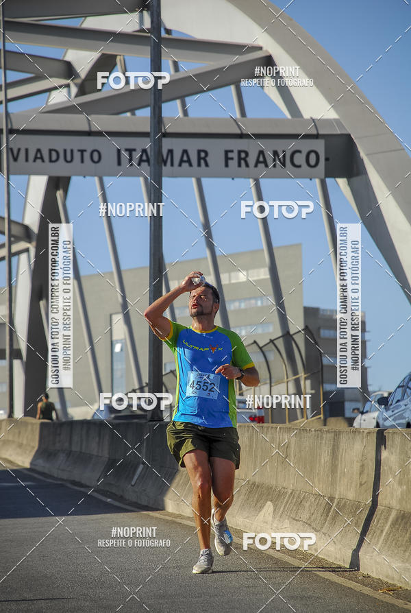 Buy your photos of the eventMaratona e Meia Maratona das Gerais on Fotop