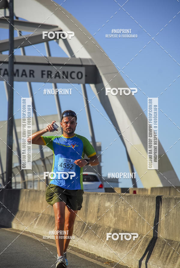 Buy your photos of the eventMaratona e Meia Maratona das Gerais on Fotop