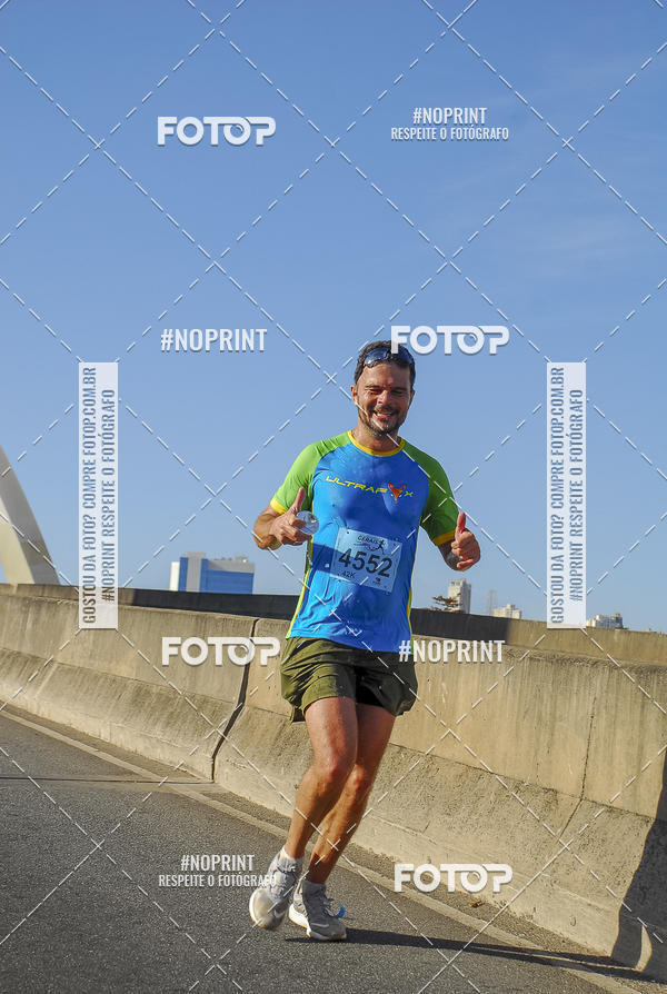 Buy your photos of the eventMaratona e Meia Maratona das Gerais on Fotop