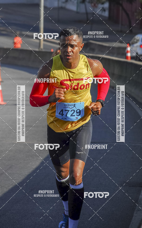 Buy your photos of the eventMaratona e Meia Maratona das Gerais on Fotop