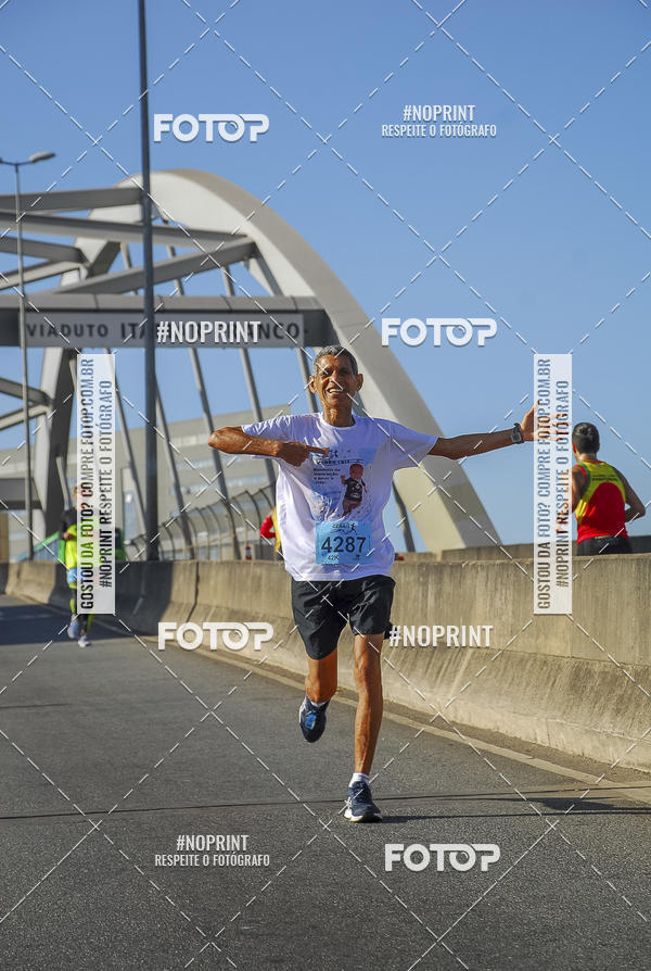 Buy your photos of the eventMaratona e Meia Maratona das Gerais on Fotop