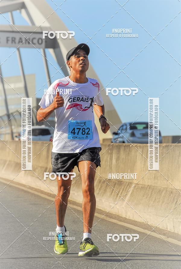 Buy your photos of the eventMaratona e Meia Maratona das Gerais on Fotop