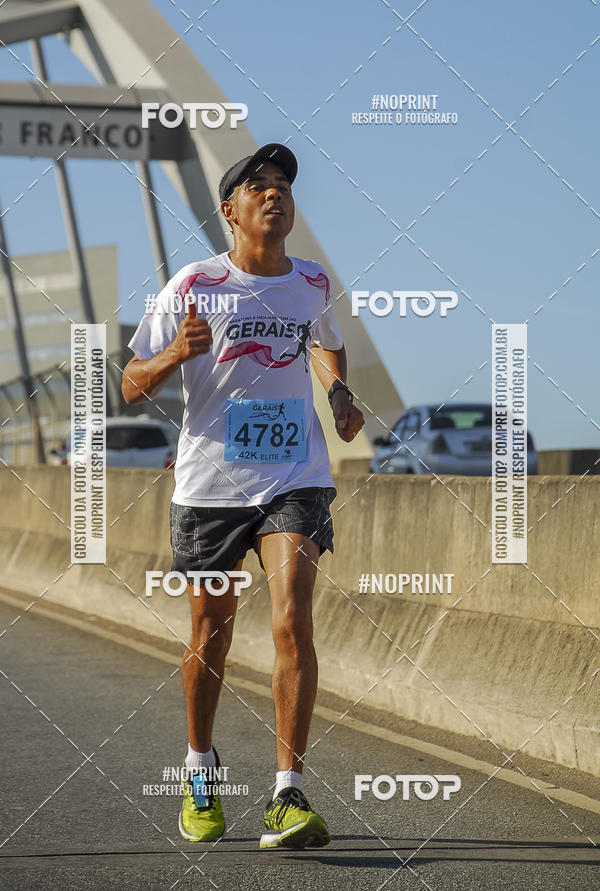 Buy your photos of the eventMaratona e Meia Maratona das Gerais on Fotop