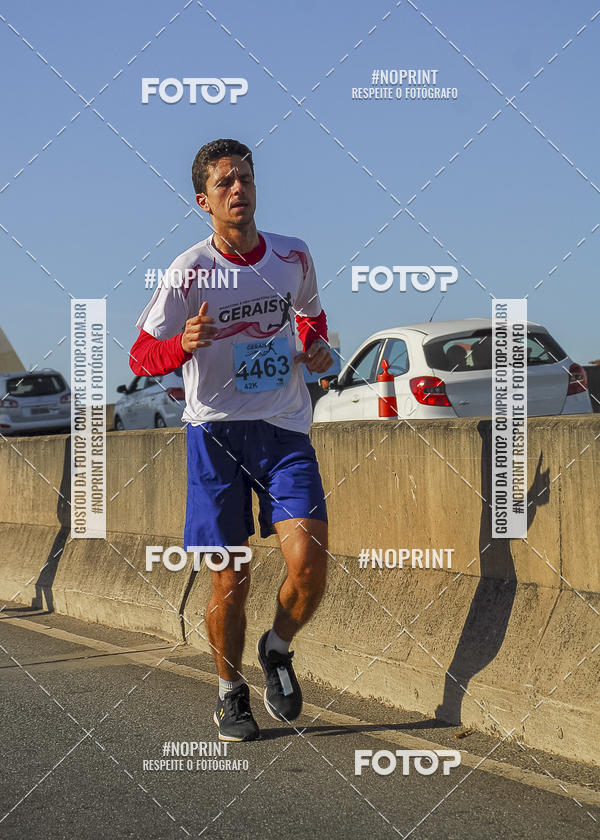 Buy your photos of the eventMaratona e Meia Maratona das Gerais on Fotop