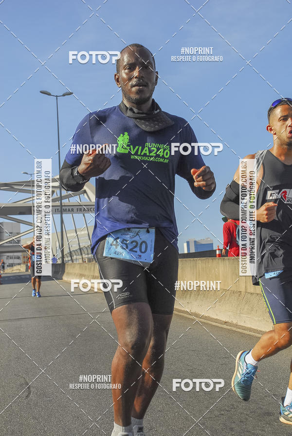 Buy your photos of the eventMaratona e Meia Maratona das Gerais on Fotop