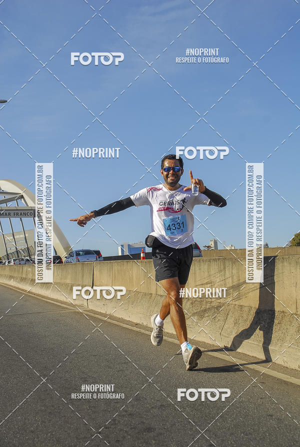Buy your photos of the eventMaratona e Meia Maratona das Gerais on Fotop