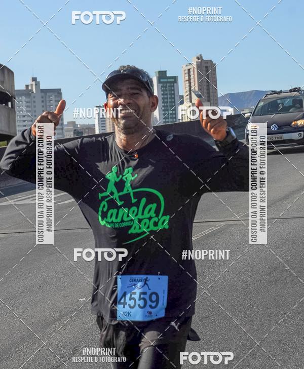 Buy your photos of the eventMaratona e Meia Maratona das Gerais on Fotop