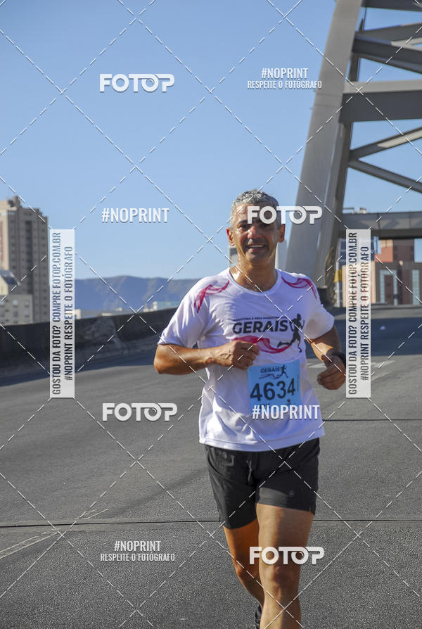 Buy your photos of the eventMaratona e Meia Maratona das Gerais on Fotop