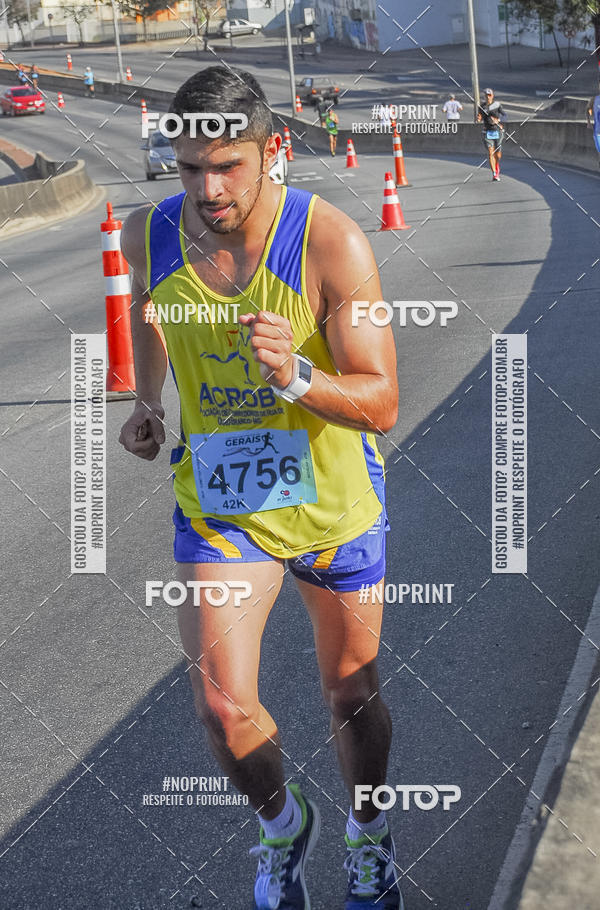 Buy your photos of the eventMaratona e Meia Maratona das Gerais on Fotop