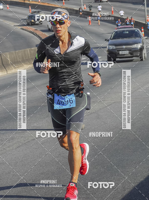 Buy your photos of the eventMaratona e Meia Maratona das Gerais on Fotop