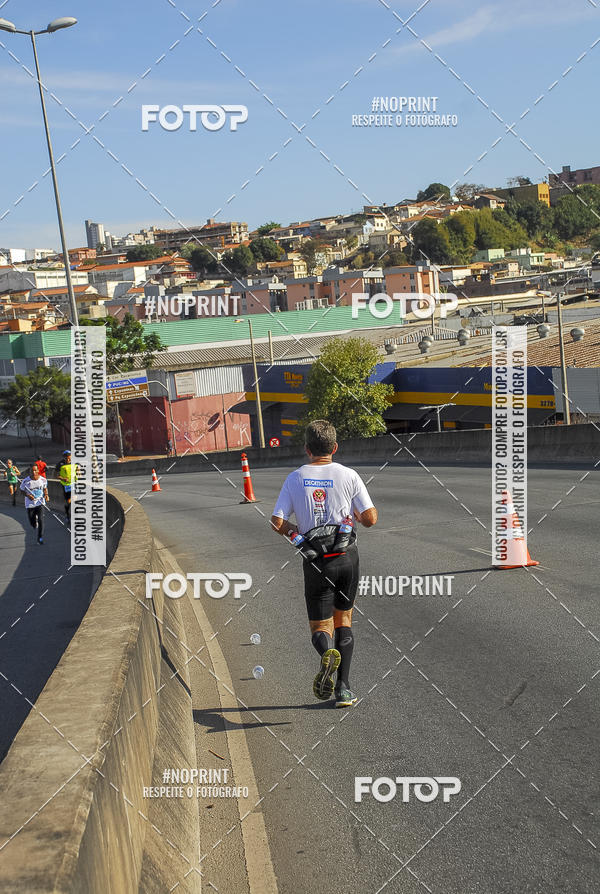 Buy your photos of the eventMaratona e Meia Maratona das Gerais on Fotop