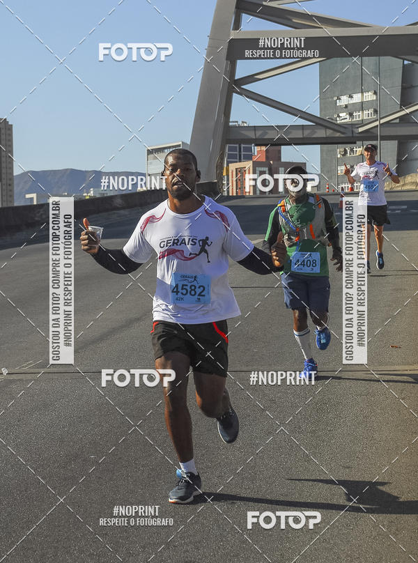 Buy your photos of the eventMaratona e Meia Maratona das Gerais on Fotop