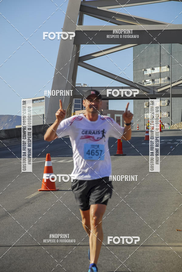 Buy your photos of the eventMaratona e Meia Maratona das Gerais on Fotop