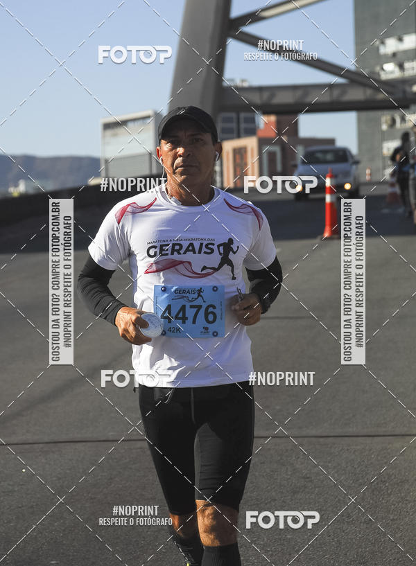 Buy your photos of the eventMaratona e Meia Maratona das Gerais on Fotop