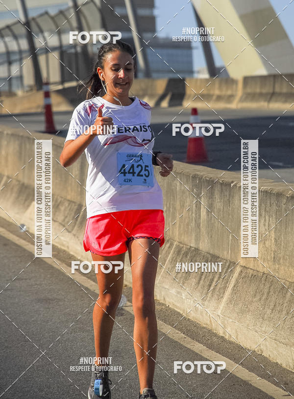 Buy your photos of the eventMaratona e Meia Maratona das Gerais on Fotop