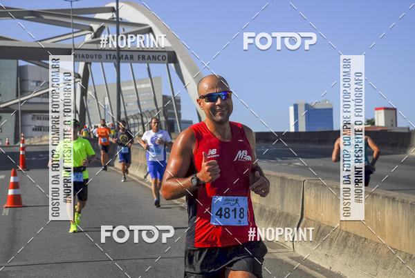 Buy your photos of the eventMaratona e Meia Maratona das Gerais on Fotop