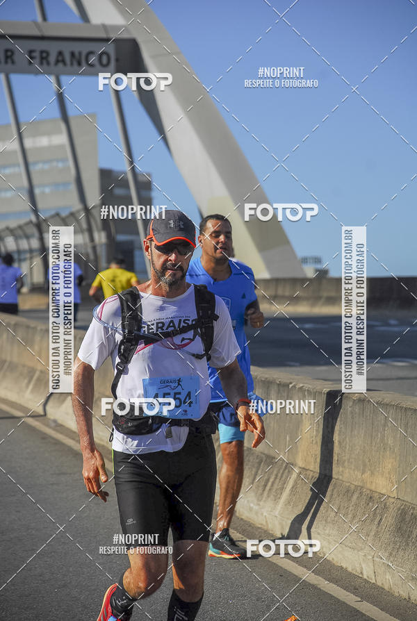 Buy your photos of the eventMaratona e Meia Maratona das Gerais on Fotop
