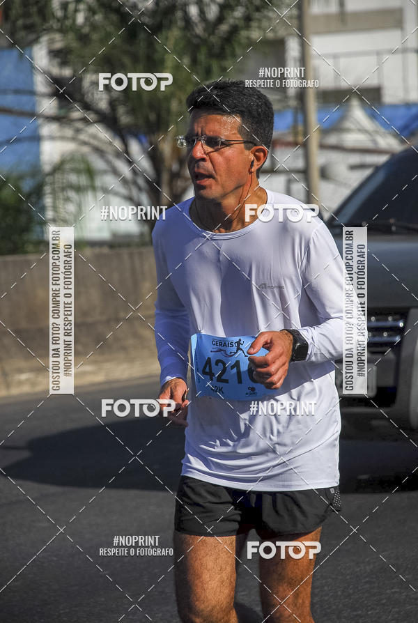 Buy your photos of the eventMaratona e Meia Maratona das Gerais on Fotop