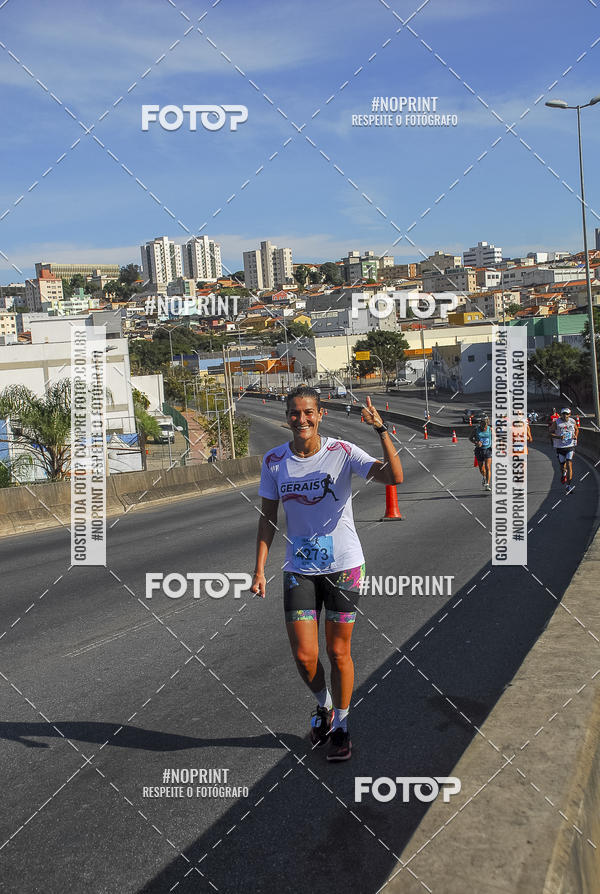 Buy your photos of the eventMaratona e Meia Maratona das Gerais on Fotop