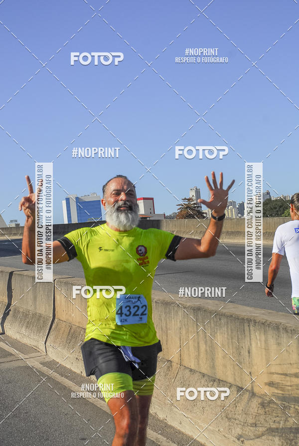 Buy your photos of the eventMaratona e Meia Maratona das Gerais on Fotop