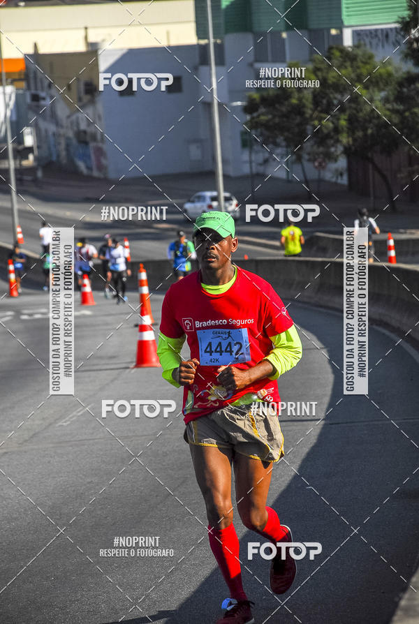Buy your photos of the eventMaratona e Meia Maratona das Gerais on Fotop