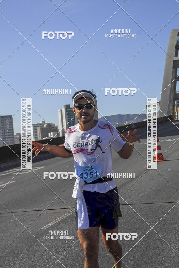 Buy your photos of the eventMaratona e Meia Maratona das Gerais on Fotop