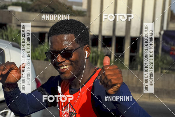 Buy your photos of the eventMaratona e Meia Maratona das Gerais on Fotop