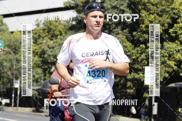 Buy your photos of the eventMaratona e Meia Maratona das Gerais on Fotop