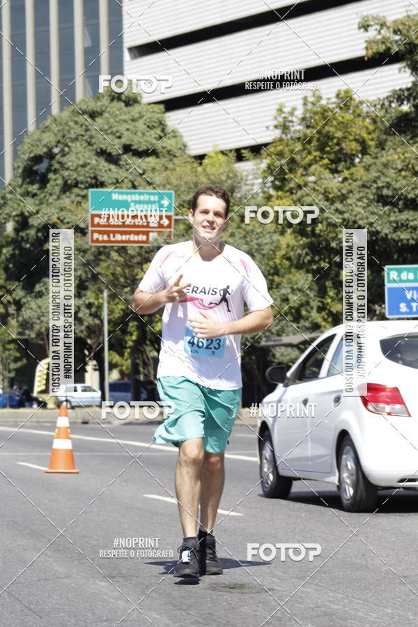 Buy your photos of the eventMaratona e Meia Maratona das Gerais on Fotop