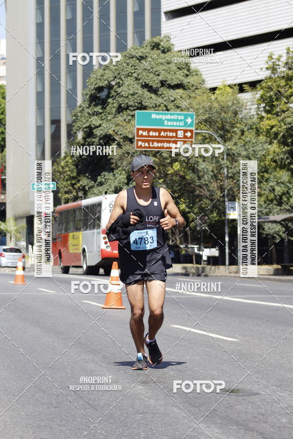 Buy your photos of the eventMaratona e Meia Maratona das Gerais on Fotop