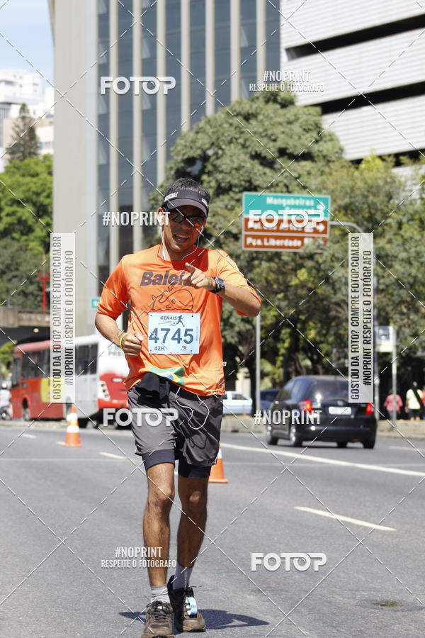Buy your photos of the eventMaratona e Meia Maratona das Gerais on Fotop