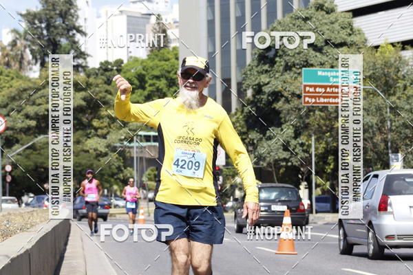 Buy your photos of the eventMaratona e Meia Maratona das Gerais on Fotop