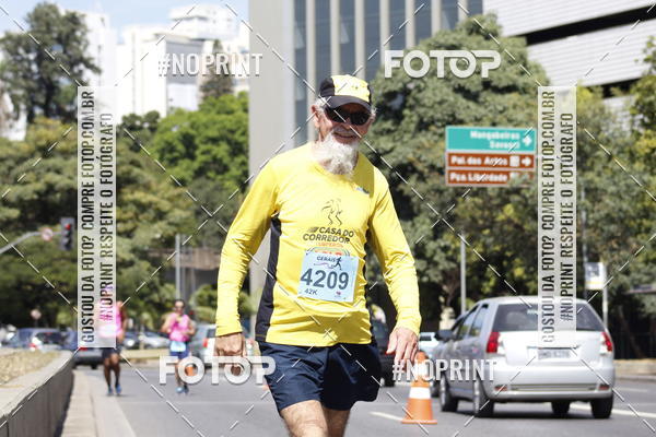 Buy your photos of the eventMaratona e Meia Maratona das Gerais on Fotop