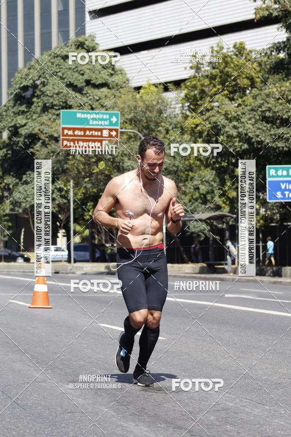 Buy your photos of the eventMaratona e Meia Maratona das Gerais on Fotop