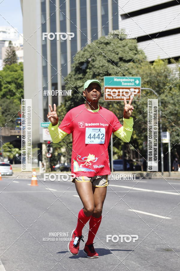 Buy your photos of the eventMaratona e Meia Maratona das Gerais on Fotop
